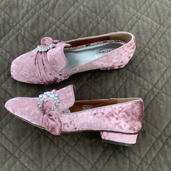 NWT Corrina Velvet Flats/Loafers size 10 - Picture 9 of 17